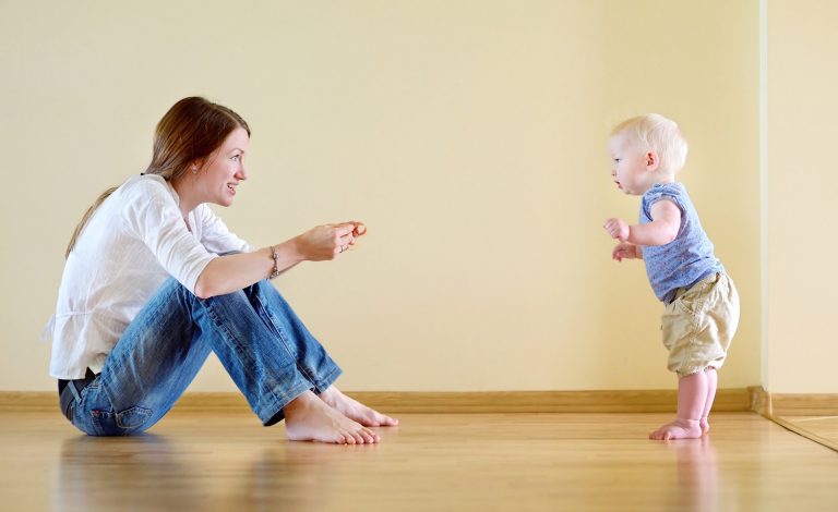 7 Interesting Ways to Encourage Your Toddler to Talk