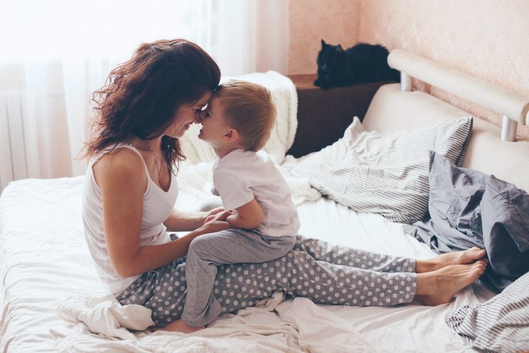 13 Best Parenting Tips for Busy Moms