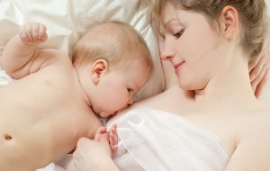 Advantages of breastfeeding for your baby