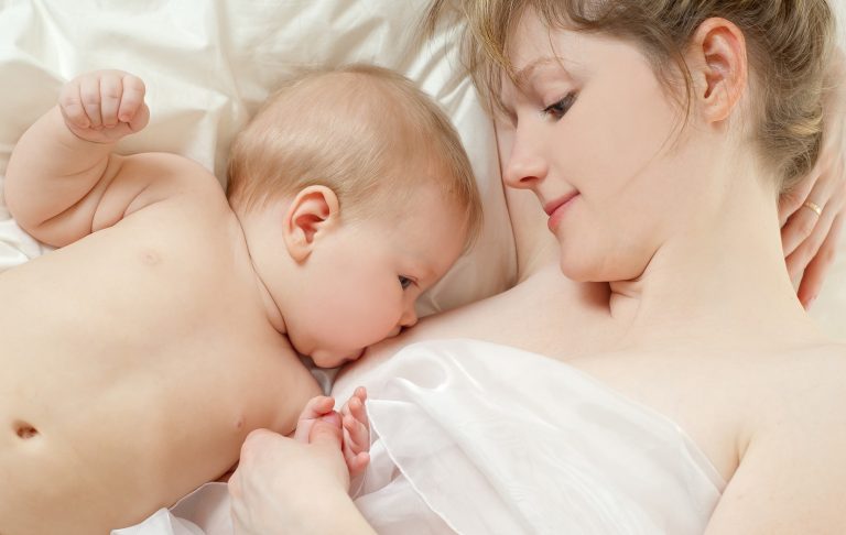 Advantages of breastfeeding for your baby