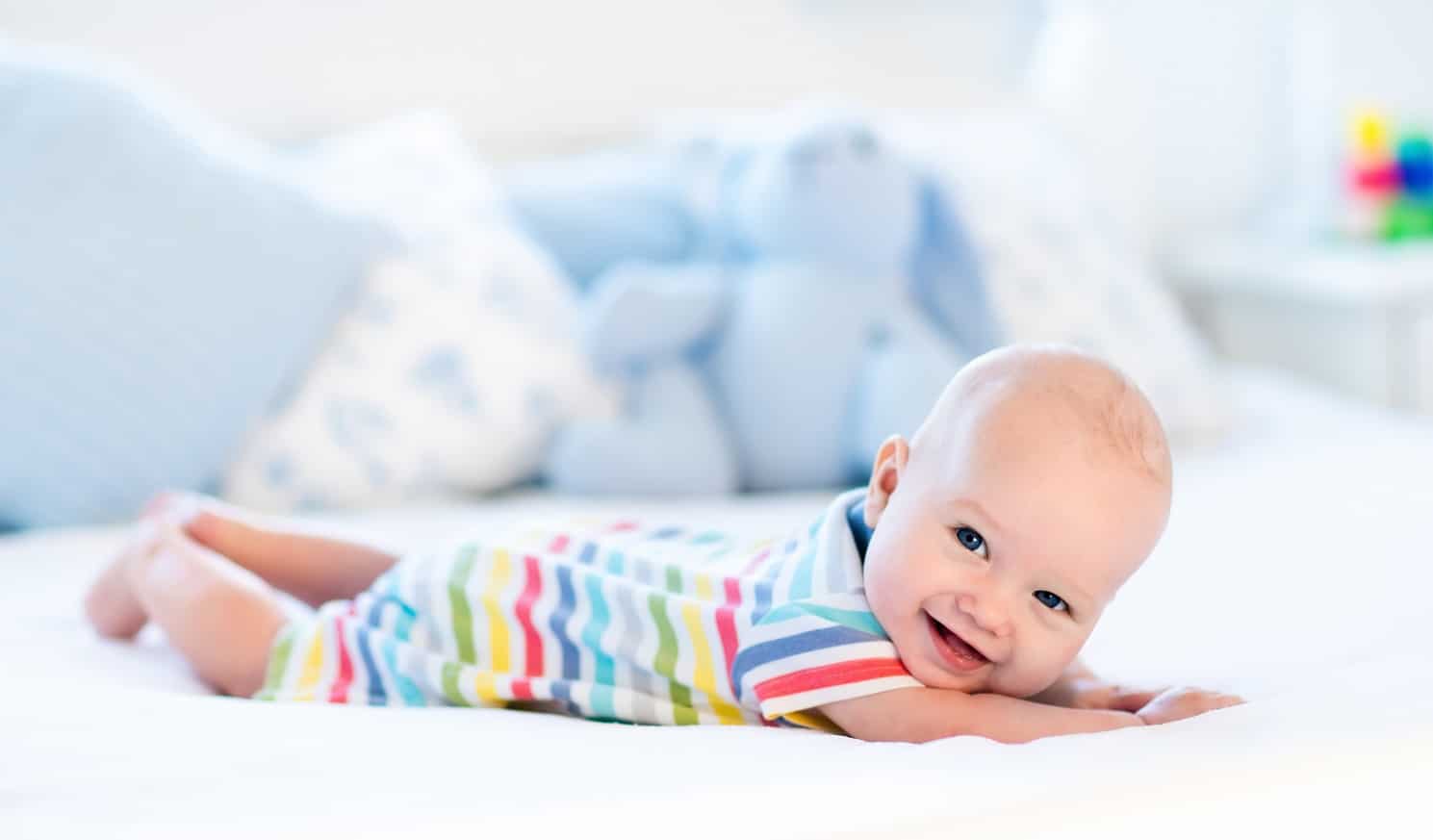 know the interesting reasons of babies smile during sleep - Name groups by origin