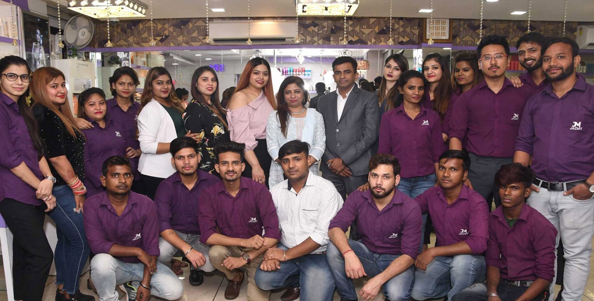 Top 20 Best Beauty Parlour in Delhi | Beauty Salons in Delhi 2020 Top 20 Best Beauty Parlour in Delhi | Beauty Salons in Delhi 2020