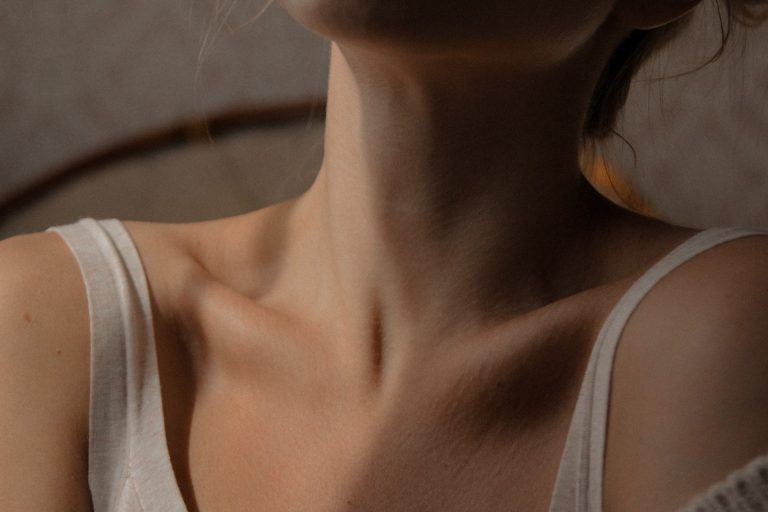 Eradicate Sagging Skin With a Neck Lift