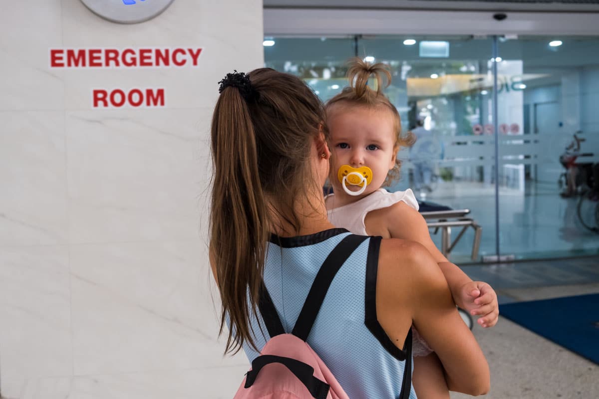 emergency room - 10 Signs You May Need to Visit the Emergency Room