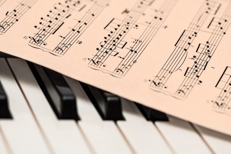 3 Tips For Learning Any Song on Piano