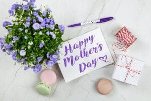 101+ Best Mother's Day Quotes for Mom in 2021