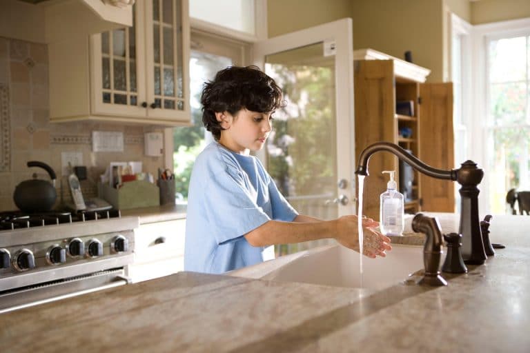 Simple Ways To Teach Your Child To Conserve Water At Home