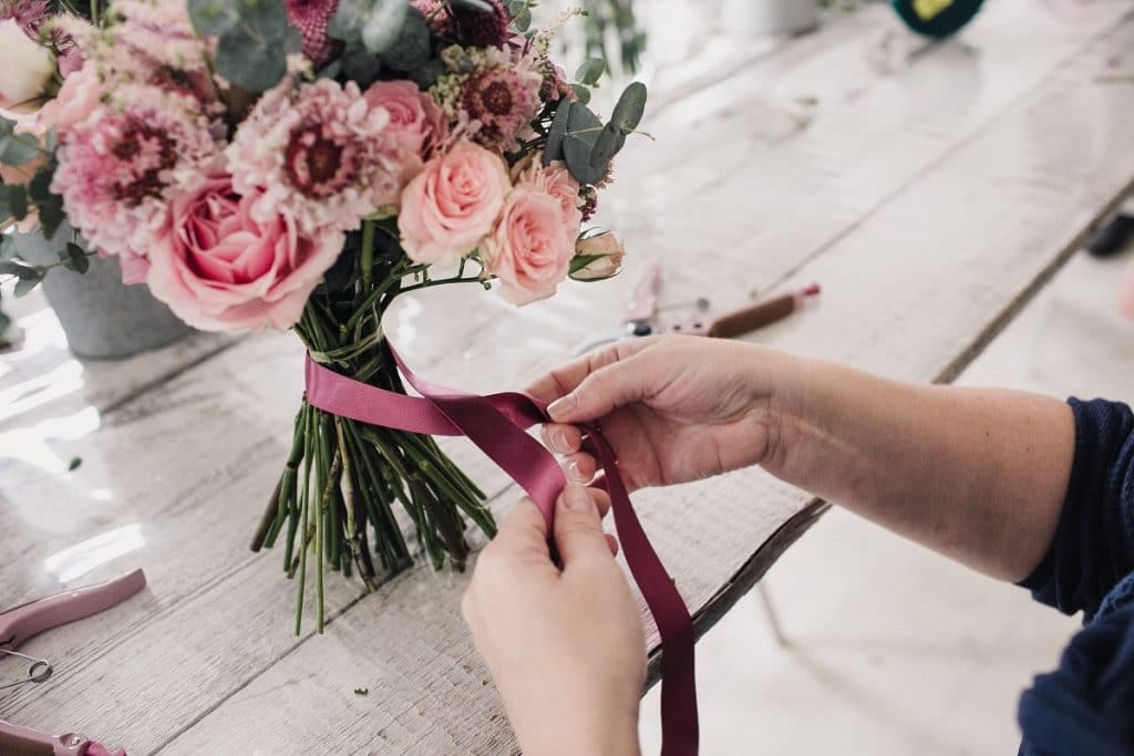 4 Benefits Of Hiring A Wedding Florist2 1024x683 - 4 Benefits Of Hiring A Wedding Florist