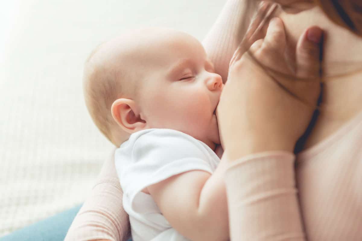 breastfeeding 1 - How much milk a baby should drink?