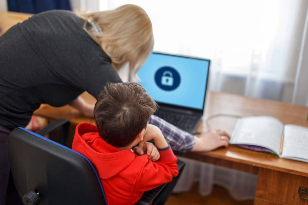 parental control 1024x683 - Why Do We Need Parental Controls in the Digital Era?