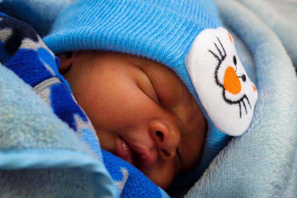 pexels absalom robinson 4621192 1024x683 - How to Keep Baby Warm at Night and Minimize SIDS Risk?