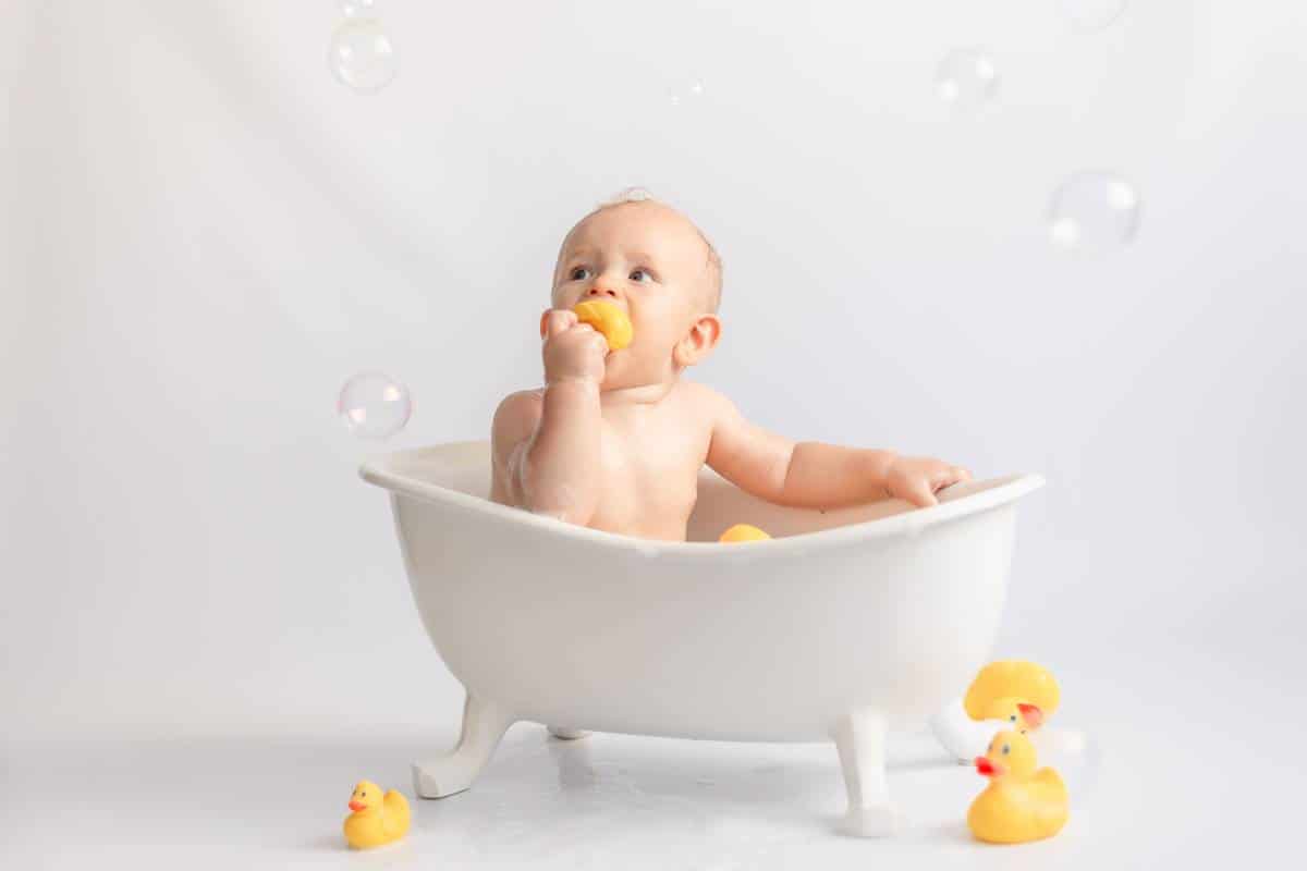AdobeStock 389760142 - Your Guide to Natural Baby Skincare: Products and Tips