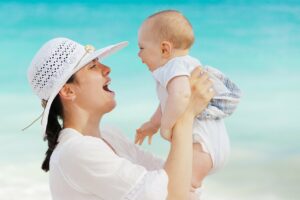 Newborn Baby Shopping Checklist - The Daily Essentials You Need