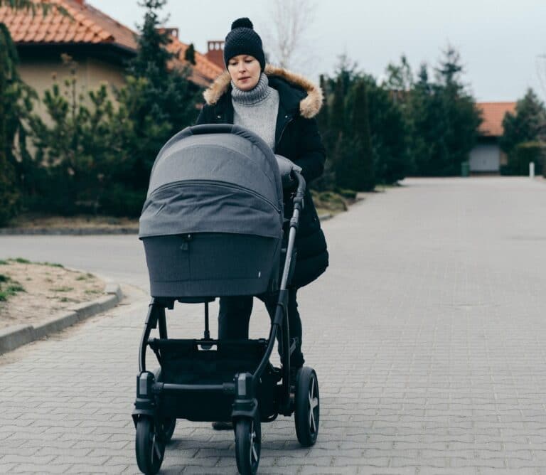 How to Collapse Baby Trend Stroller?