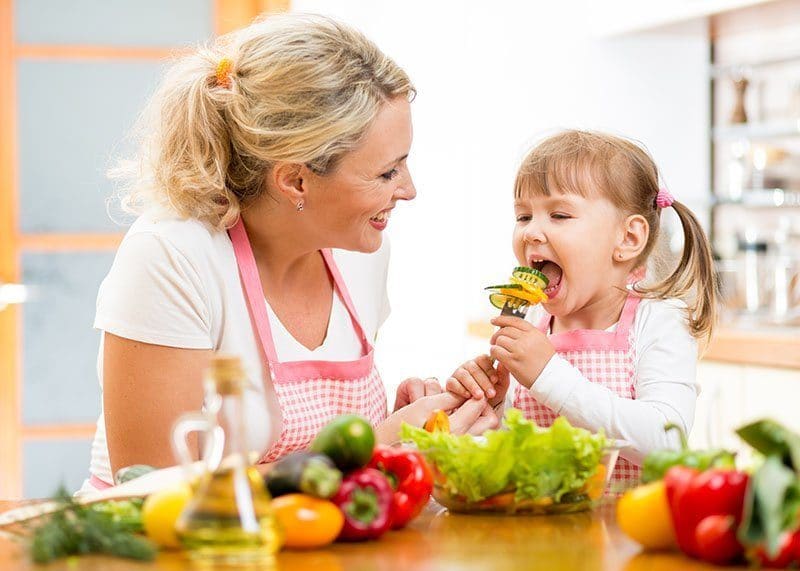 tips to make your children eat vegetables and fruits
