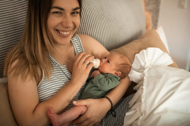 11 Best Formula Milk For Baby (0-6 Months)