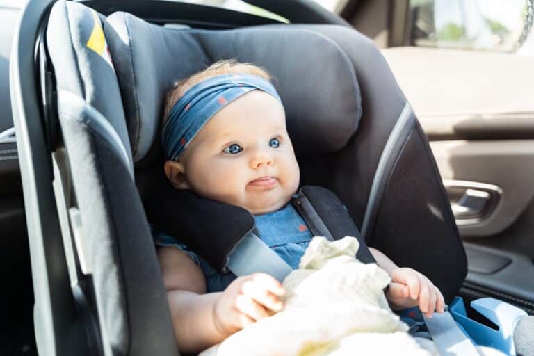 11 Best Infant Car Seats Reviews and Buying Guide 2022