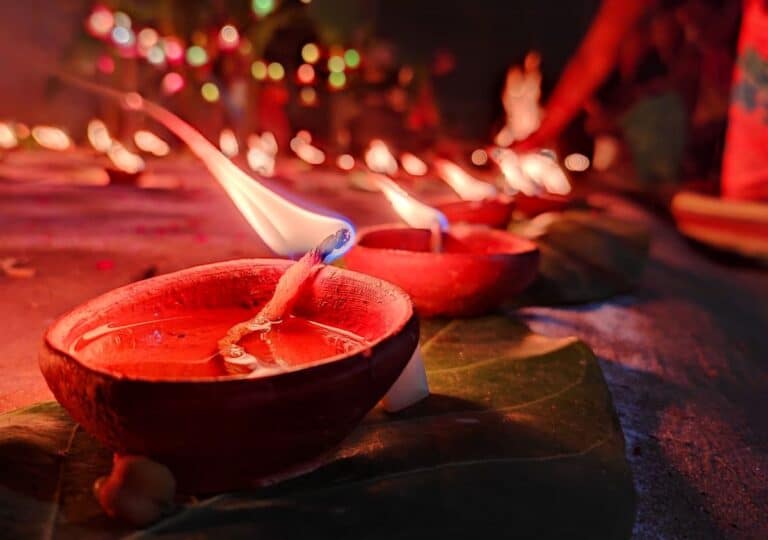 77 Happy Diwali Wishes for Mom Dad 2022