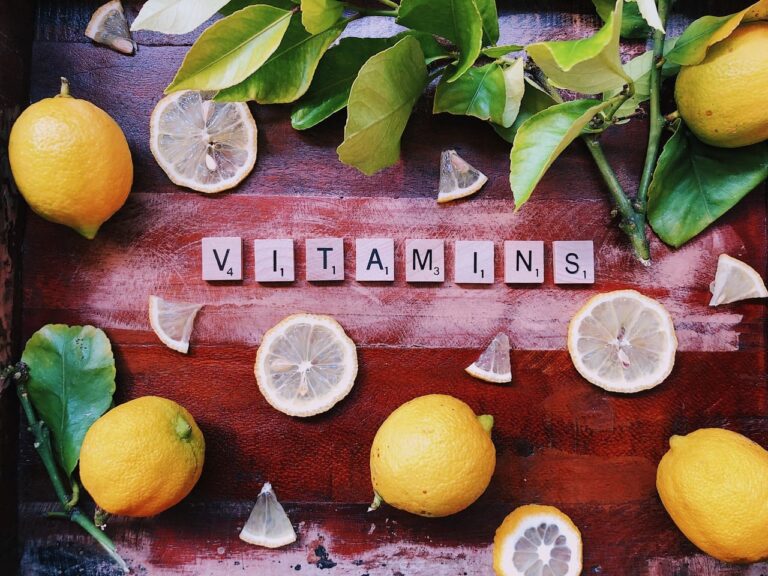 Differences Between Natural Health Supplements and Vitamins