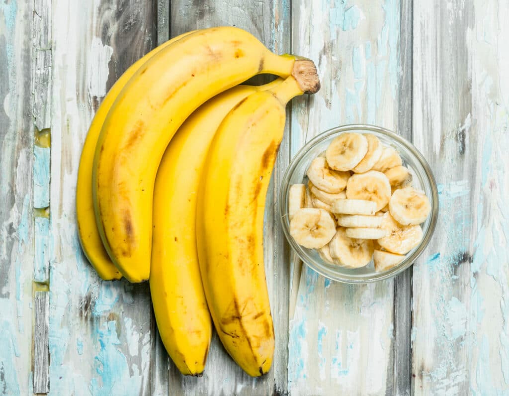 bananas and banana slices in a glass bowl 2021 08 30 04 54 05 utc(1)(1)