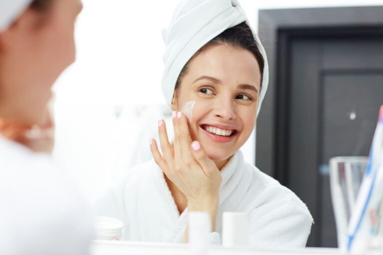 13 Best Whitening Cream For Women in India 2023