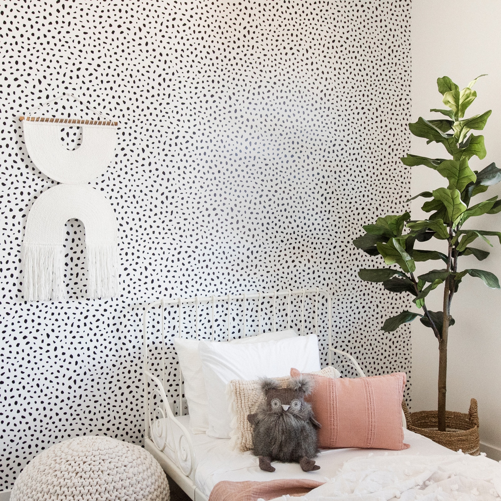 dots kids peel and stick wallpaper