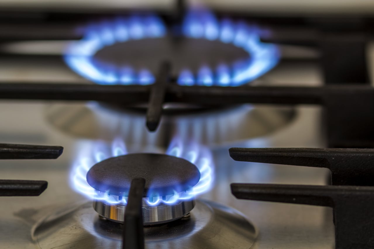 natural gas burning on kitchen gas stove in the da 2022 09 21 18 33 24 utc1 - How Dangerous Is A Home Gas Leak?