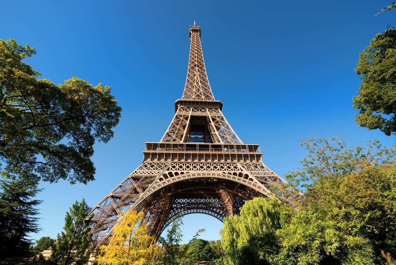 symbol of paris 2021 08 26 17 20 16 utc(1)(1)