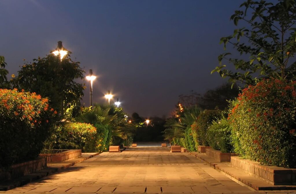1280px example of night photography at the garden of five senses, new delhi
