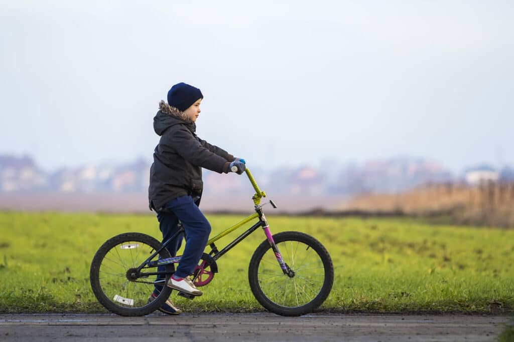 little boy on a bicycle outside child playing out 2022 02 23 02 23 09 utc(1)(2)