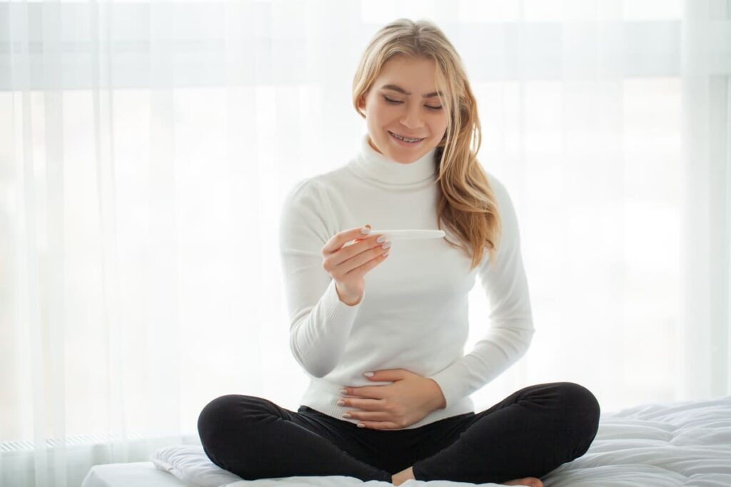 1 month pregnant symptoms, baby growth, tests, and food tips